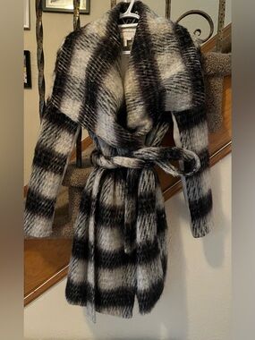 BCBGeneration Black and White Plush Plaid Wrap Coat